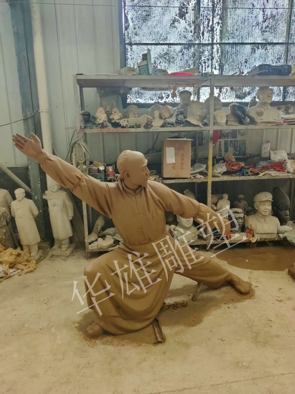华雄泥塑模型