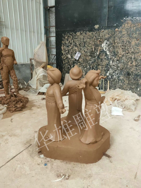华雄泥塑模型