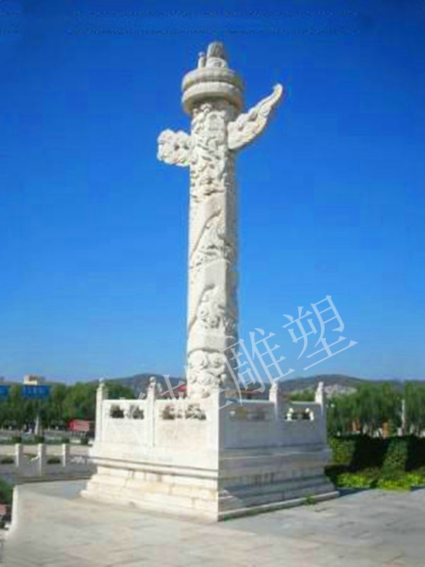 盘龙柱华表