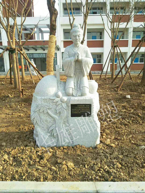 二十四孝人物之闻雷泣墓