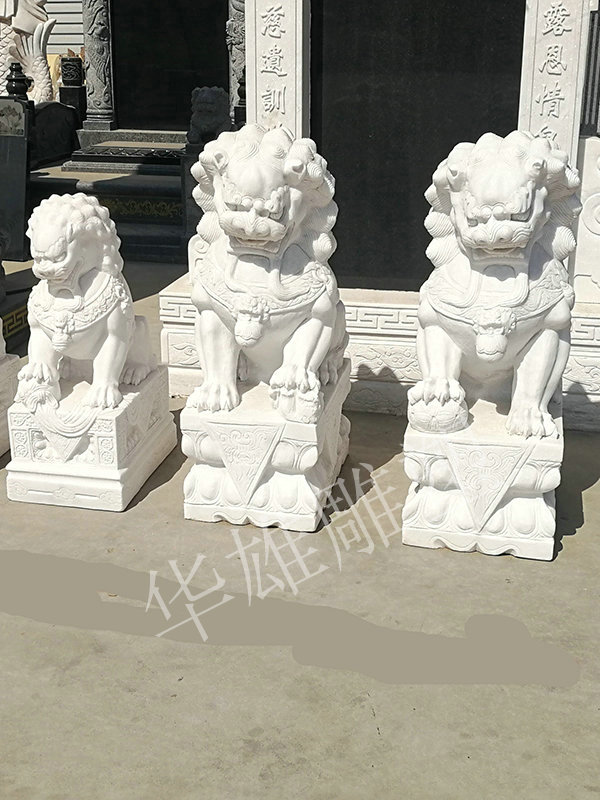 墓地石狮