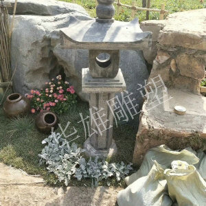 太阳能石灯