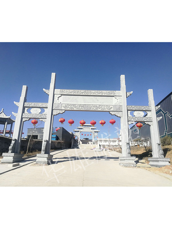 石雕牌坊