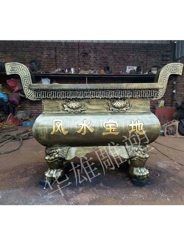 铜雕香炉