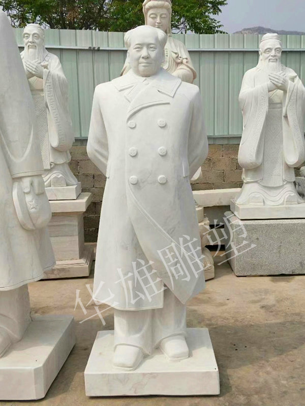 毛主席背手像