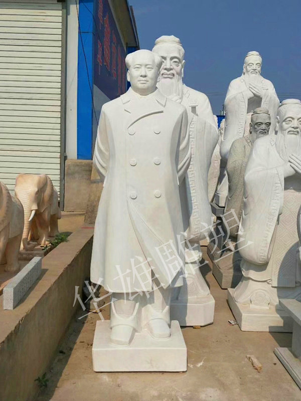 毛主席背手像