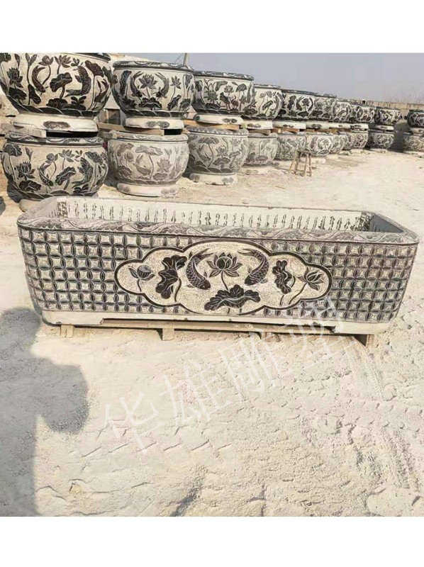 荷花鱼缸长盆