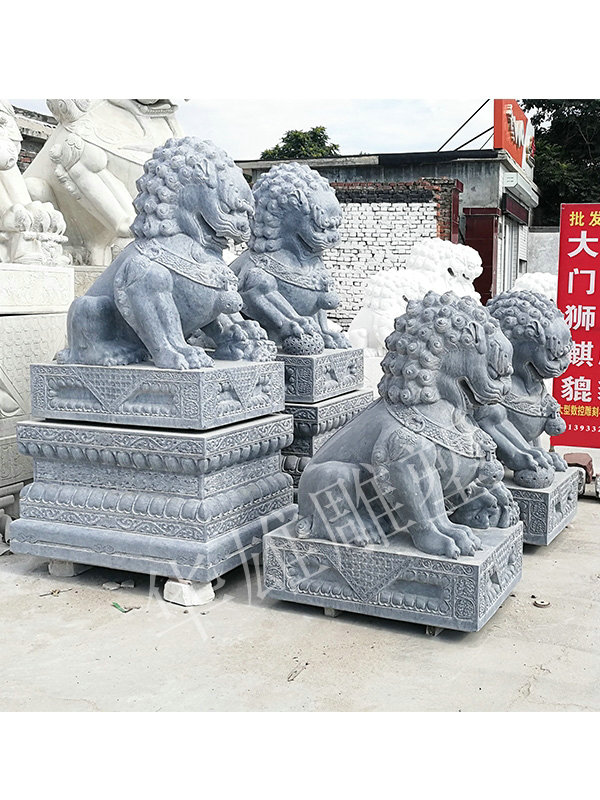 青石石狮