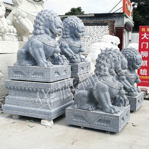 青石石狮