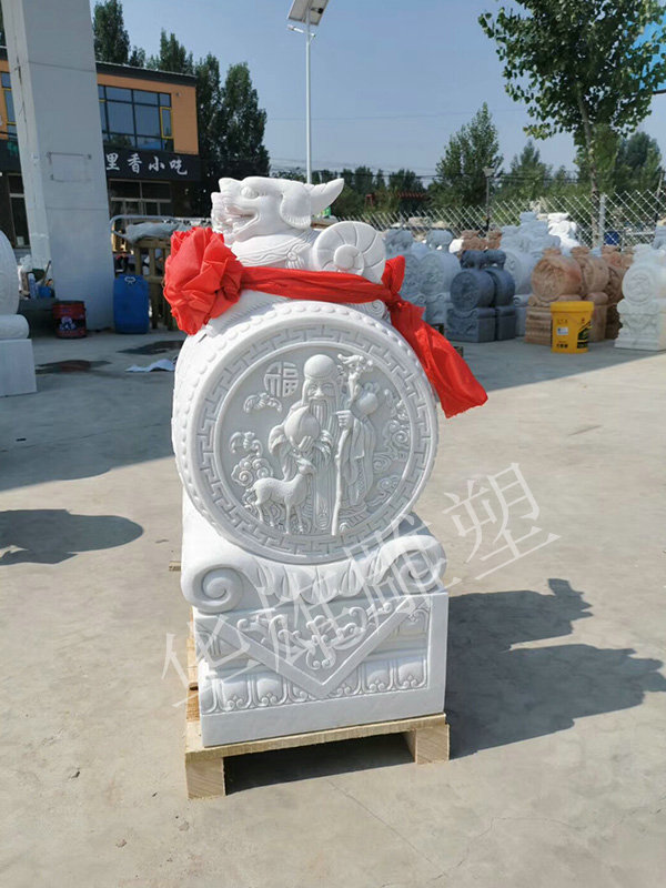 汉白玉门墩