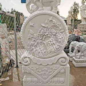 汉白玉门墩