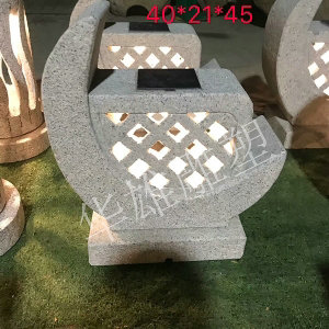 太阳能石灯夜间效果