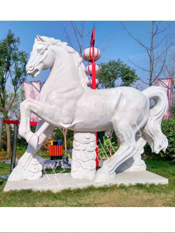 石雕马