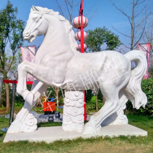 石雕马